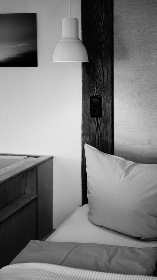 Studio Apartment Zur Alten Post, 48Qm Individualapartment Mit Blick Ueber Zittaus Altstadt, Ferienwohnung Im Altstadtkern Umrandet Vom Zittauer Gebirge Eksteriør billede